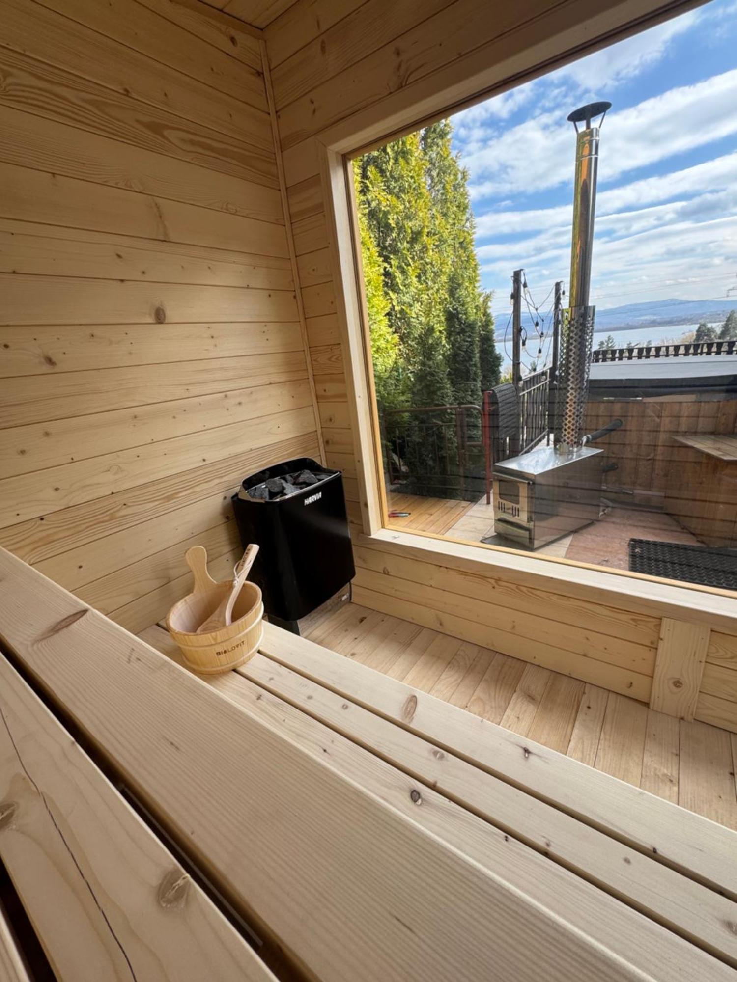 Beskidzka 100 - Sauna & Balia Z Jacuzzi Widok Na Gory I Jezioro Zywieckie Ferienhaus Zarzecze (Silesia)